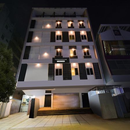 Super Townhouse Alwal Road Hotel Trimulgherry Exterior foto